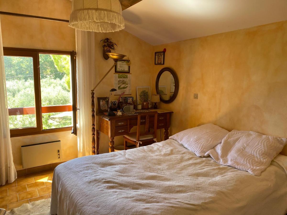 Maison Provencale En Campagne A Éguilles Eksteriør bilde